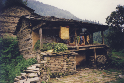 房屋,正面视角,天空,席子,外立面,水平画幅,户外,石材,居住区,稻草
