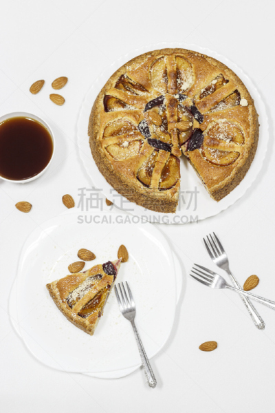 选择对焦,蛋塔,白色,李子,食品,有机食品,盘子,杏仁,背景,自制的
