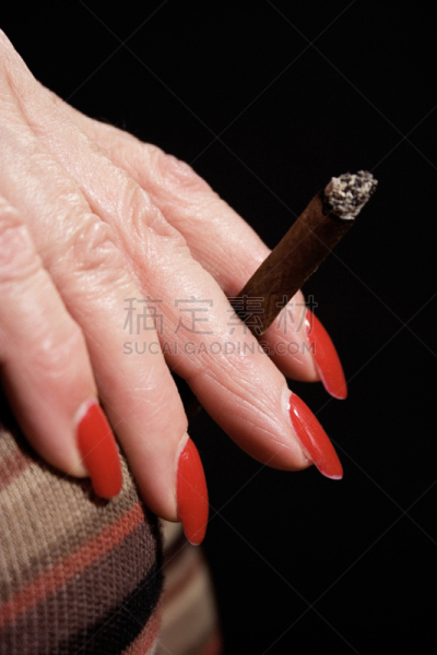 雪茄,小的,垂直画幅,美,彩妆,指甲,美人,古老的,情绪压力,人群