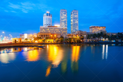 都市风景,科伦坡,城市天际线,水,天空,水平画幅,银行,夜晚,户外,湖