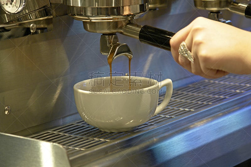 浓咖啡,高压蒸汽咖啡机,水平画幅,彩色图片,无人,拿铁咖啡,卡布奇诺咖啡,做,摄影