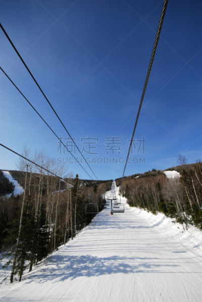 滑雪缆车,滑雪坡,电缆,垂直画幅,天空,美,度假胜地,提举,雪,椅子