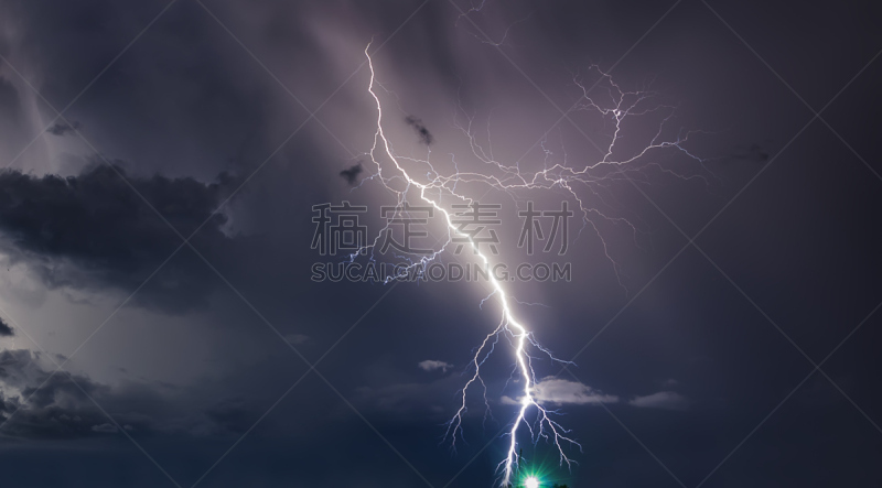 雷雨,岛,避雷针,天空,暴风雨,气候,透过窗户往外看,能源,夜晚,光亮