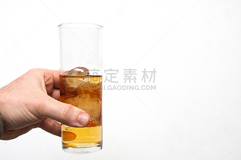 含酒精饮料,拿着,男人,玻璃杯,可乐,水平画幅,岩石,无人,鸡尾酒,冰