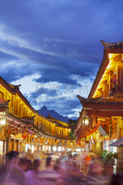 旅行者,群众,黄昏,丽江,古城,垂直画幅,灯笼,民间音乐,古老的,商店