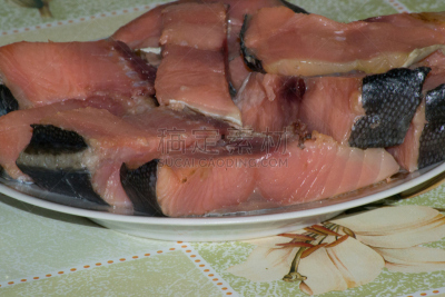 熟的,鱼肉,暂停手势,水平画幅,手势语,膳食,夏天,图像,肉,厚木板