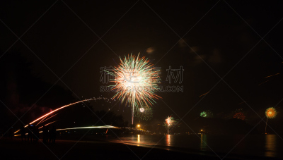 海滩,新年前夕,焰火,自然美,奥南湾,水,天空,新的,水平画幅,夜晚