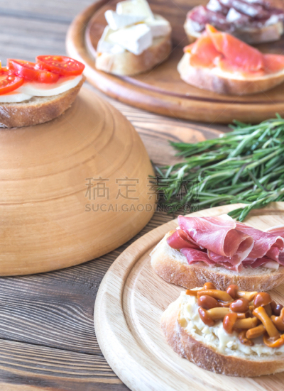 克洛斯蒂尼面包,与众不同,垂直画幅,樱桃,开胃品,乡村风格,西红柿,面包,白色,涂抹酱