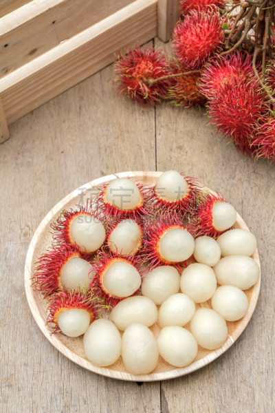 红毛丹,餐具,垂直画幅,维生素,特写,泰国,甜点心,开着的,马来半岛的原住民