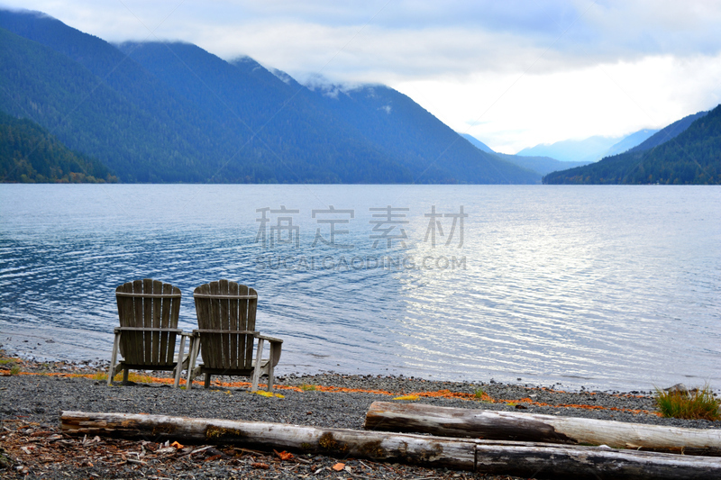 自驾游,留白,休闲活动,水平画幅,云,无人,椅子,夏天,户外,湖