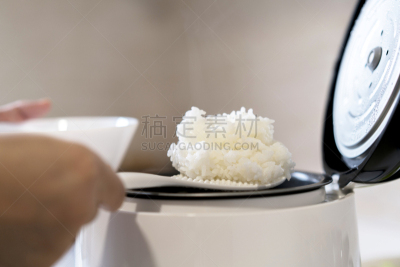 稻,炊具,电,面对背侧卧,水平画幅,电饭锅,家庭生活,膳食,长寿饮食,特写