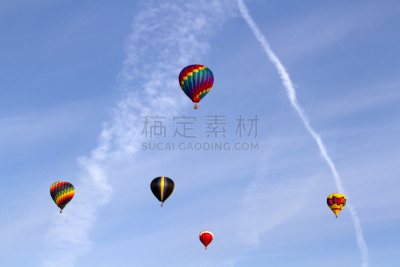五个物体,热气球,天空,风,温度,水平画幅,半空中,轻轻浮起,夏天,篮子