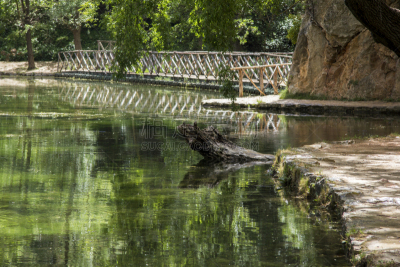 褪湛寺院,萨拉哥萨,阿拉贡,自然,水,公园,水平画幅,绿色,瀑布,无人