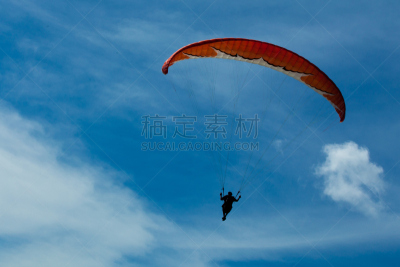 蓝色,高崖跳伞,天空,低视角,4点,水平画幅,夏天,海洋,运动,2015年