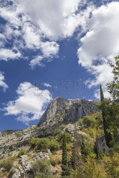 夏天,垂直画幅,天空,教堂,古老的,科托尔湾,旅行者,户外,石材,巴尔干