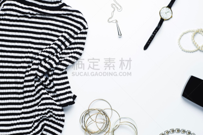 珠宝,女性,白色背景,条纹,宽松上衣,个人随身用品,美,外套,水平画幅,t恤