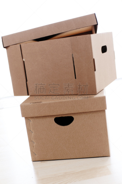纸箱,垂直画幅,褐色,器材箱,无人,板条箱,巨大的,纸板,偏远的,组物体