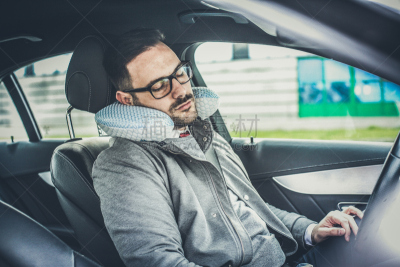理想化的,颈枕,水平画幅,陆用车,司机,套装,白人,男商人,仅男人,仅成年人