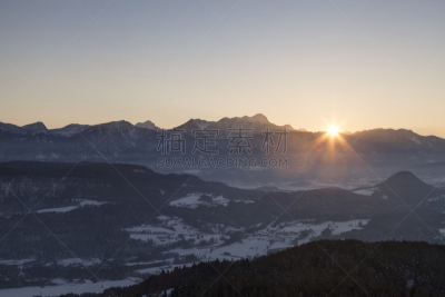 冬天,呕吐物,寒冷,水平画幅,地形,无人,户外,karavanke range,太阳,山脉