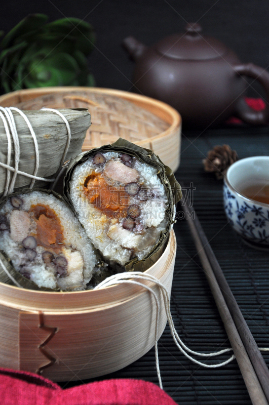 粽子,筷子,竹子,容器,端午节,米饺子,塞满了的,金字塔形,配方,荷花