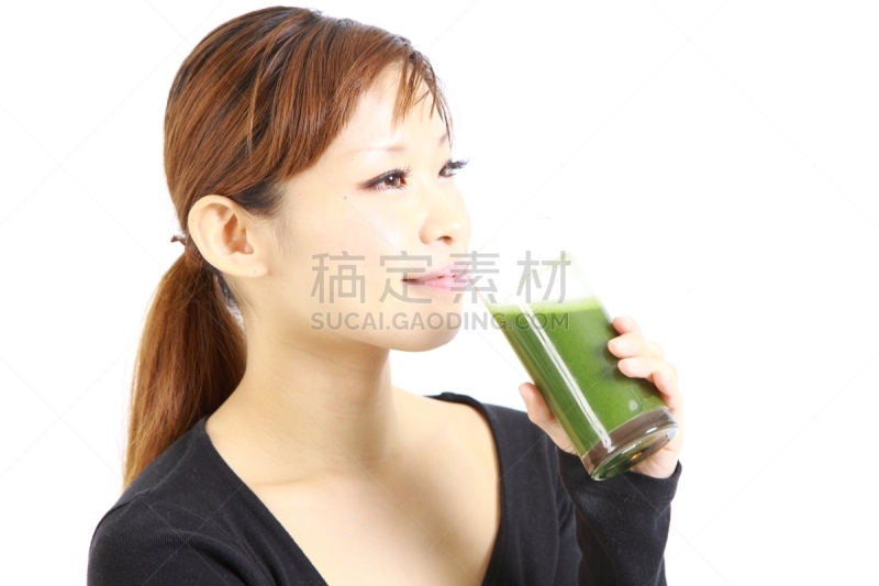 日本人,女人,绿色,青年人,蔬菜汁,水平画幅,果汁,饮料,仅成年人