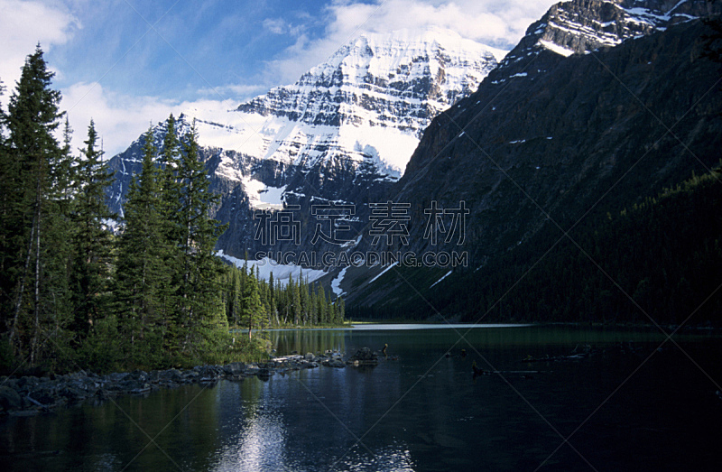 山,水平画幅,阿尔伯塔省,无人,户外,湖,北美,彩色图片,艾迪斯卡佛山,加拿大落基山脉