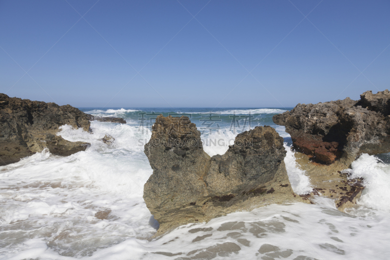 蓝色,海洋,天空,加拿大沿海省,水平画幅,岩石,夏天,船,石头,海浪