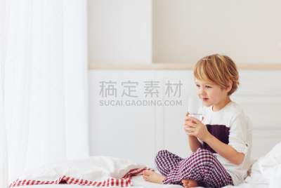 早晨,男孩,儿童,玻璃杯,开端,淡水鱼,水,美,水平画幅,核对时间
