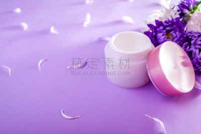 广口瓶,化妆用品,有机食品,紫色背景,饰品花,身体保养,米色,湿,健康保健,自然界的状态