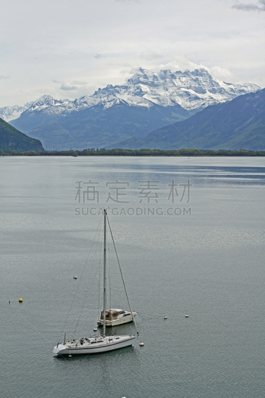 泉,湖,垂直画幅,宁静,固定的,无人,欧洲,户外,船,瑞士