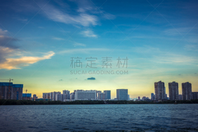 湖,摩天大楼,建筑外部,商务,游艇,现代,船,著名景点,户外,天空