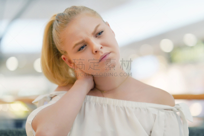 女孩,疲劳的,颈,筋疲力尽,药,肖像,拿着,儿童,仅一个女人,情绪压力