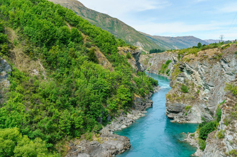 卡瓦劳河,奥塔哥地区,新西兰,陡峭,海岸线,峡谷,深的,云景,云,草