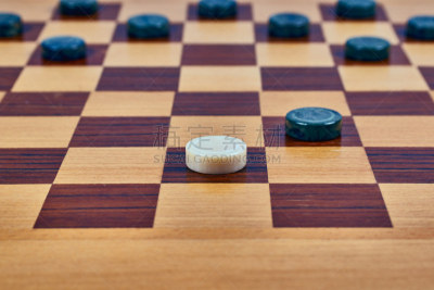 半贵重宝石,西洋跳棋,组物体,白色,绿色,褐色,石材,木制,格子图案,部分