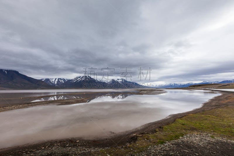 贫瘠的,自然美,海湾,在下面,蓝色,风景,山脉,斯瓦尔巴德群岛,水,夜晚