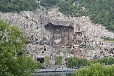 龙门石窟,看,逃避现实,建筑石碑,洛阳,石灰石,洞室,浮雕雕刻,悬崖,雕刻物