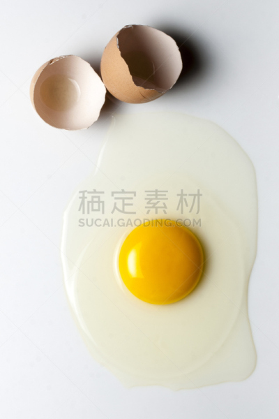 坏掉的,蛋,垂直画幅,褐色,早餐,鸡蛋,膳食,损坏的,胆固醇,蛋白质