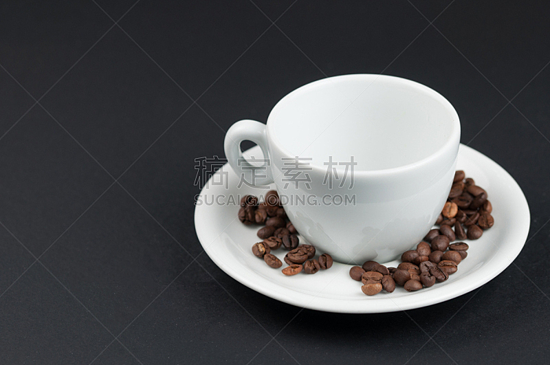 白色,黑色背景,咖啡杯,分离着色,咖啡豆,影棚拍摄,形状,暗色,褐色,木制