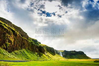 seljalandsfoss waterfall,冰岛国,自然,悬崖,水平画幅,绿色,地形,山,瀑布,无人