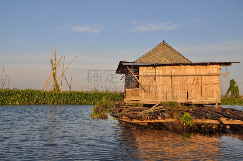 房屋,湖,潭蓓谷,旅途,热带气候,植物,水灾,热带树,户外,建筑