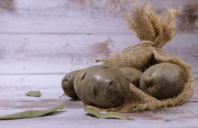 大口袋,马铃薯,桌子,农业,蔬菜,香料,碳水化合物,土豆泥,食品,成分