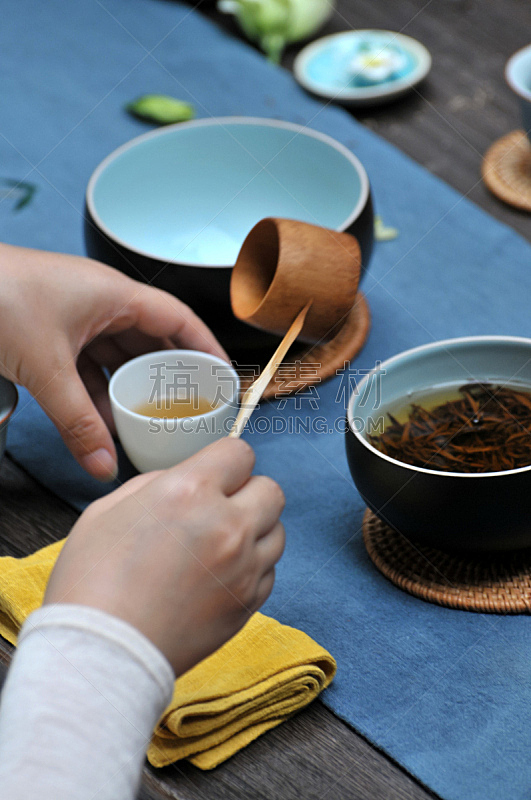 茶道,烧水壶,中国茶,手指,冷饮,茶杯,茶壶,陶瓷制品,绿茶,草药