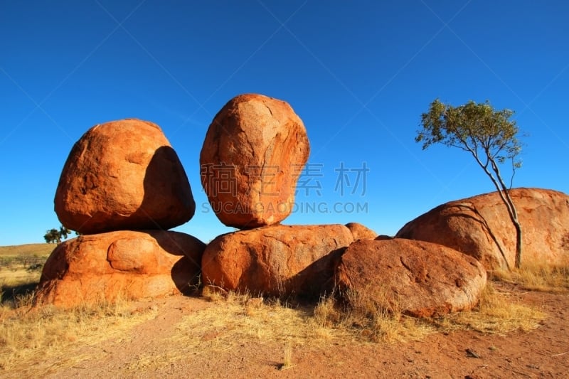 魔鬼大理石,偏远地区,澳大利亚,水平画幅,形状,旅行者,户外,石头,花岗岩,东欧大草原