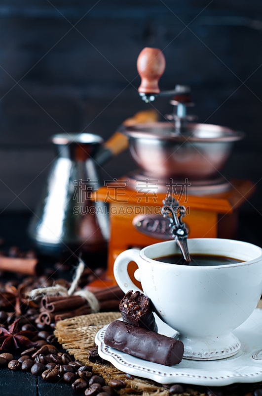 咖啡杯,巧克力糖,垂直画幅,烤咖啡豆,褐色,无人,早晨,乡村风格,活力,甜点心