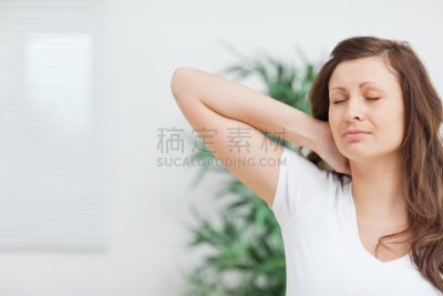 脖子,女人,手,痛苦,正面视角,水平画幅,白人,仅成年人,长发,部分