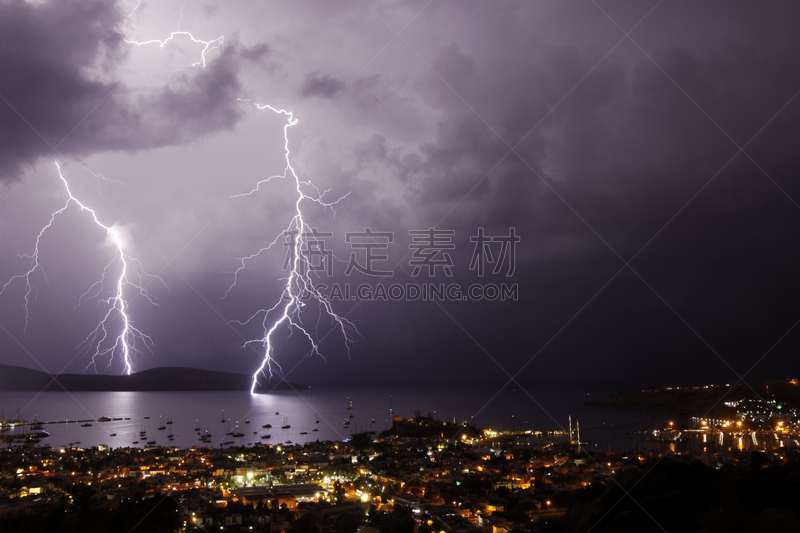 雷雨,水,天空,暴风雨,水平画幅,夜晚,无人,海港,云景,渔船