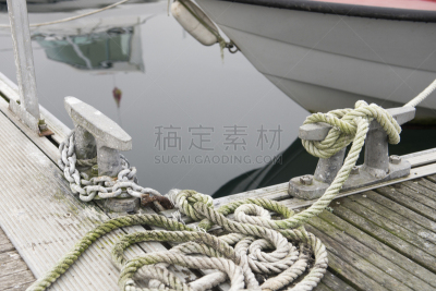 系船柱,栈桥码头,灯芯绒,系索座,航海设备,传动装置,甲板,水,古老的,金属