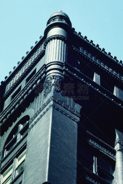 城堡,建筑体,角度,垂直画幅,窗户,天空,摩尔人风格,无人,蓝色,拱门
