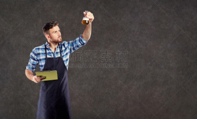 酿酒厂,助手,实验室,液体,支票,票务中心,助理教练,实验大白鼠,动物研究,保温瓶