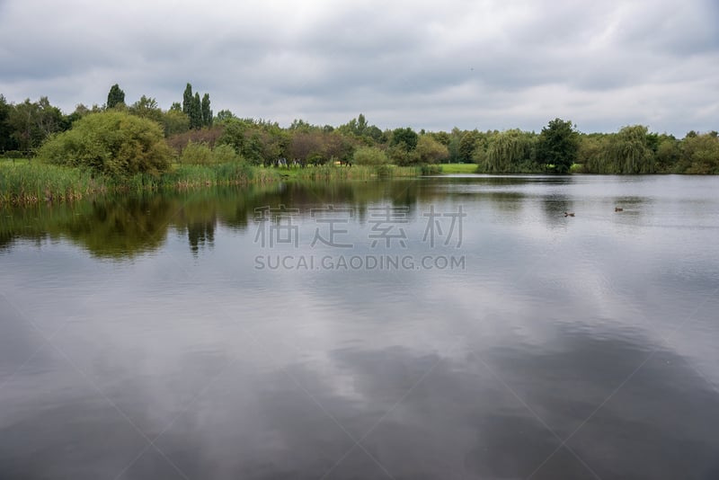 卡托维兹,池塘,山谷,云,白昼,三个物体,水,天空,暴风雨,水平画幅